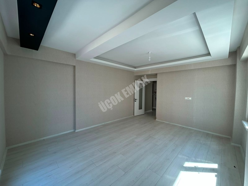 AFYON ÜÇOK EMLAKTAN KANLICA MAH SATILIK SIFIR 3+1 LÜX 1 KAT DAİRE