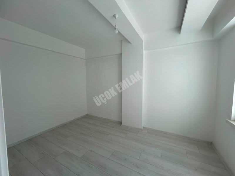 AFYON ÜÇOK EMLAKTAN KANLICA MAH SATILIK SIFIR 3+1 LÜX 1 KAT DAİRE