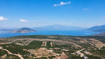 Didim Bozseki’de Göl ve Deniz Manzaralı 871 m² Müstakil Tapulu İmarlı Arsa
