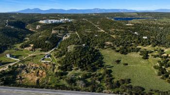 Didim Bozseki’de Göl ve Deniz Manzaralı 871 m² Müstakil Tapulu İmarlı Arsa