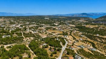 Didim Bozseki’de Göl ve Deniz Manzaralı 871 m² Müstakil Tapulu İmarlı Arsa