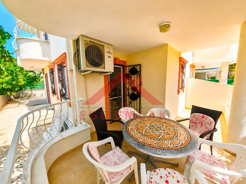 Didim Altınkum’da Satılık Bahçeli 3+1 Tripleks Villa - Denize Yakın