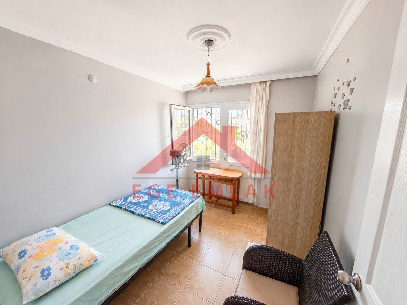 Didim Altınkum’da Satılık Bahçeli 3+1 Tripleks Villa - Denize Yakın