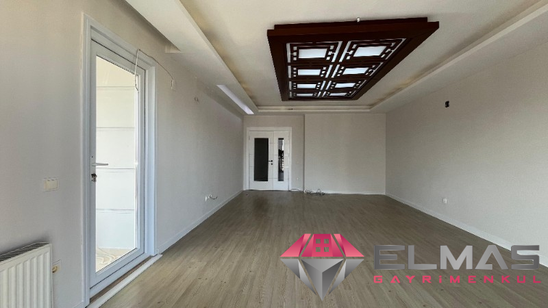Elmas'tan Merkez'de Peyzajını Panoramik Seyredeceğiniz Geniş 4+1