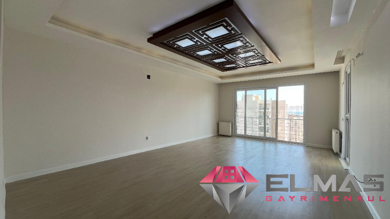 Elmas'tan Merkez'de Peyzajını Panoramik Seyredeceğiniz Geniş 4+1