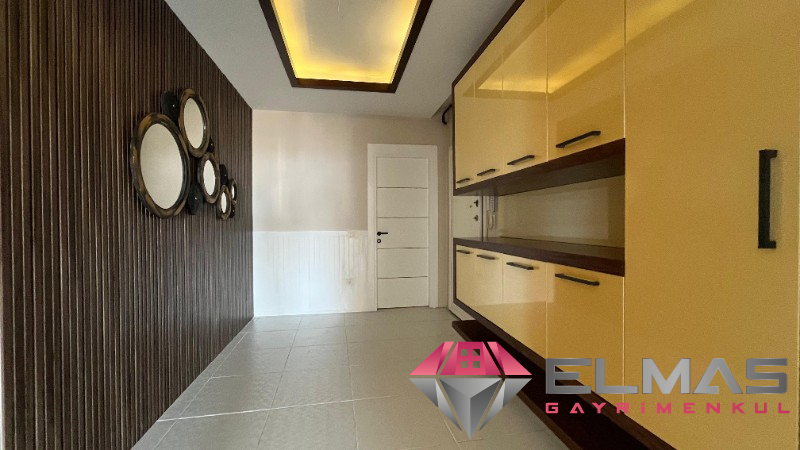 Elmas'tan Merkez'de Peyzajını Panoramik Seyredeceğiniz Geniş 4+1