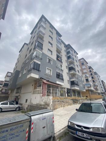 GÜVENAY - ÇORUM CUMA PAZARI İLERİSİ CADDE ÜZERİ 3+1 DAİRE