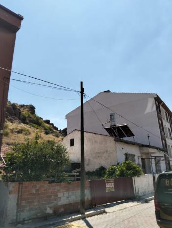 * AFYON ÜÇOK EMLAKTAN KAYADİBİ MAH 306M² SATILIK ARSA *