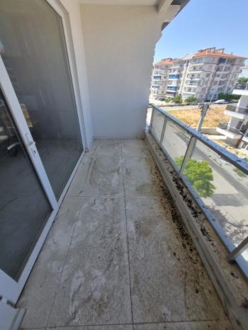 * AFYON ÜÇOK EMLAKTAN YENİCE MAH 120M² 3+1 TEMİZ BAKIMLI SİTE İÇERİSİNDE SATILIK DAİRE *
