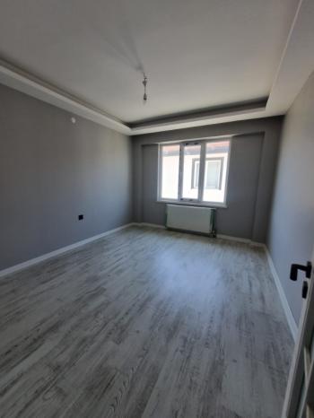 * AFYON ÜÇOK EMLAKTAN YENİCE MAH 120M² 3+1 TEMİZ BAKIMLI SİTE İÇERİSİNDE SATILIK DAİRE *