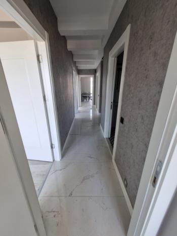 * AFYON ÜÇOK EMLAKTAN YENİCE MAH 120M² 3+1 TEMİZ BAKIMLI SİTE İÇERİSİNDE SATILIK DAİRE *