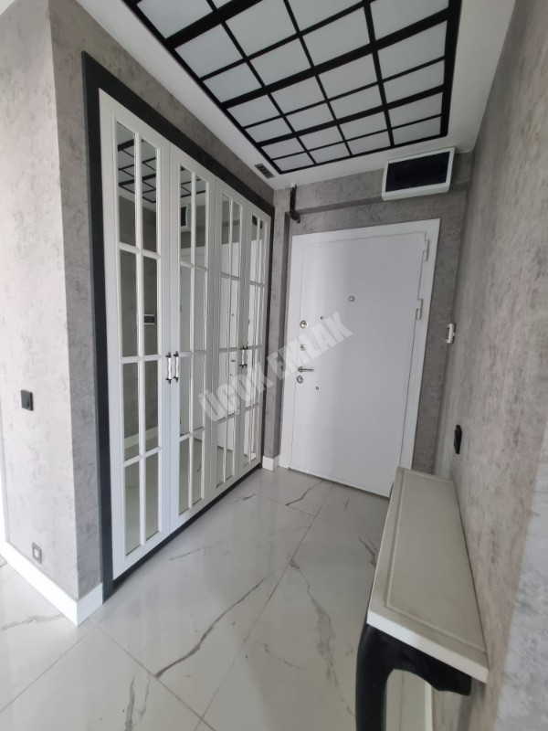 * AFYON ÜÇOK EMLAKTAN YENİCE MAH 120M² 3+1 TEMİZ BAKIMLI SİTE İÇERİSİNDE SATILIK DAİRE *