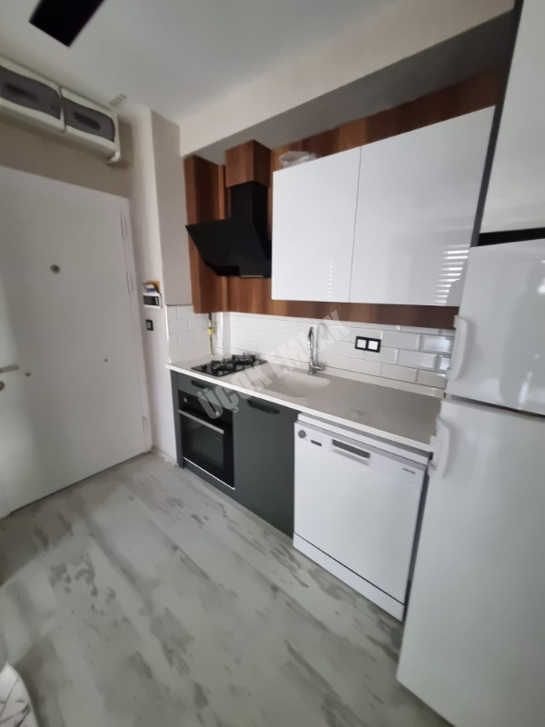 * AFYON ÜÇOK EMLAKTAN UYDUKENT SELÇUKLU MAH 2+1 80M² TEMİZ BAKIMLI SATILIK DAİRE *