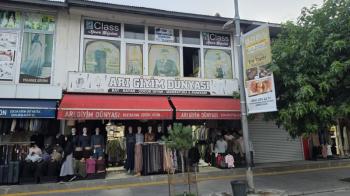  ALPASLAN MAHALLESİ’NDE YATIRIMLIK 3 KATLI PRESTİJLİ SATILIK TİCARİ MÜLK