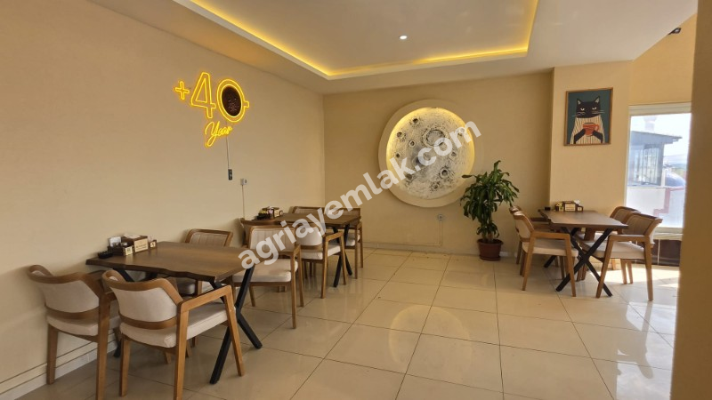 DEVREN KİRALIK CAFE & LOUNGE TERAS KATI, FULL EKİPMANLI VE YÜKSEK CİRO POTANSİYELLİ