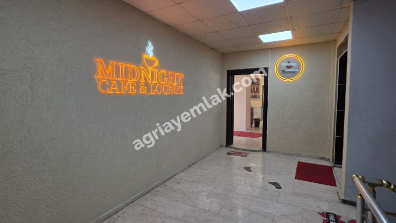 DEVREN KİRALIK CAFE & LOUNGE TERAS KATI, FULL EKİPMANLI VE YÜKSEK CİRO POTANSİYELLİ