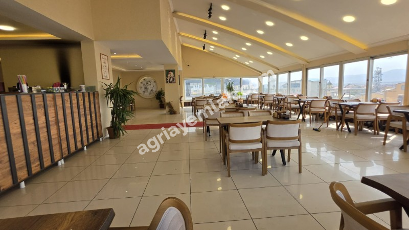 DEVREN KİRALIK CAFE & LOUNGE TERAS KATI, FULL EKİPMANLI VE YÜKSEK CİRO POTANSİYELLİ