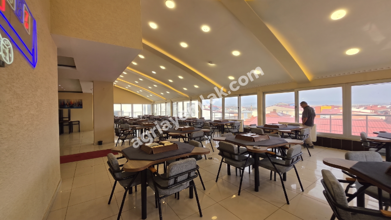 DEVREN KİRALIK CAFE & LOUNGE TERAS KATI, FULL EKİPMANLI VE YÜKSEK CİRO POTANSİYELLİ