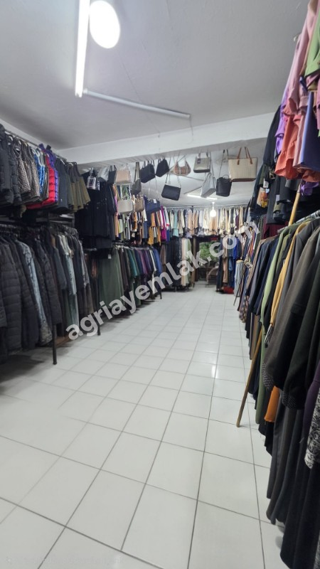 ALPASLAN MAHALLESİ’NDE YATIRIMLIK 3 KATLI PRESTİJLİ SATILIK TİCARİ MÜLK