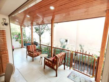 Didim Mavişehir Tepeönü Sitesi'nde Deniz Manzaralı Eşyalı 3+1 Satılık Villa