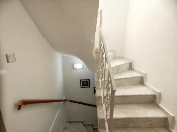 Didim Mavişehir Tepeönü Sitesi'nde Deniz Manzaralı Eşyalı 3+1 Satılık Villa