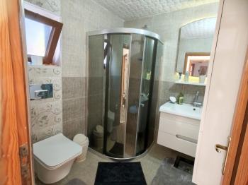 Didim Mavişehir Tepeönü Sitesi'nde Deniz Manzaralı Eşyalı 3+1 Satılık Villa