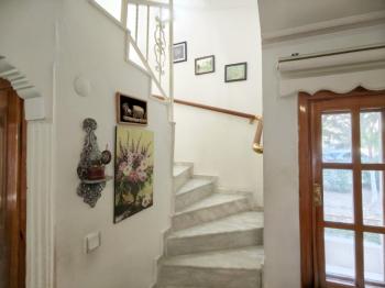Didim Mavişehir Tepeönü Sitesi'nde Deniz Manzaralı Eşyalı 3+1 Satılık Villa