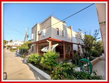 Didim Mavişehir Tepeönü Sitesi'nde Deniz Manzaralı Eşyalı 3+1 Satılık Villa