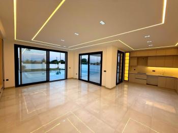 Didim'de Satılık 620 M2 Arsa İçerisinde 3+1 Villa