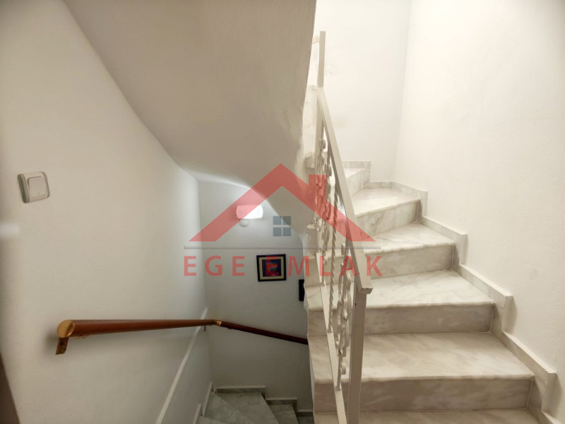 Didim Mavişehir Tepeönü Sitesi'nde Deniz Manzaralı Eşyalı 3+1 Satılık Villa