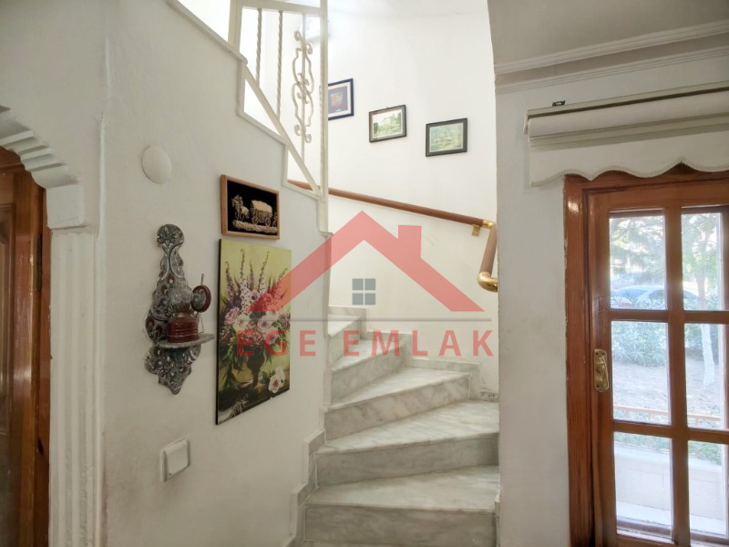 Didim Mavişehir Tepeönü Sitesi'nde Deniz Manzaralı Eşyalı 3+1 Satılık Villa