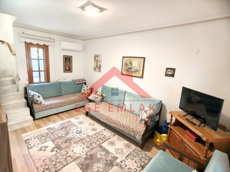 Didim Mavişehir Tepeönü Sitesi'nde Deniz Manzaralı Eşyalı 3+1 Satılık Villa