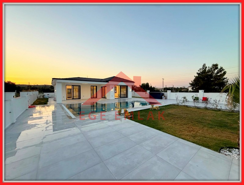 Didim'de Satılık 620 M2 Arsa İçerisinde 3+1 Villa