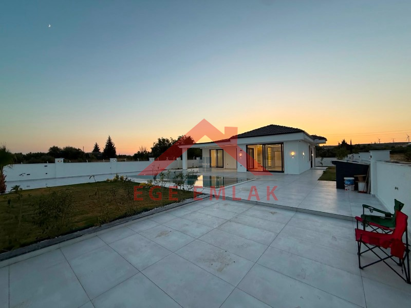 Didim'de Satılık 620 M2 Arsa İçerisinde 3+1 Villa