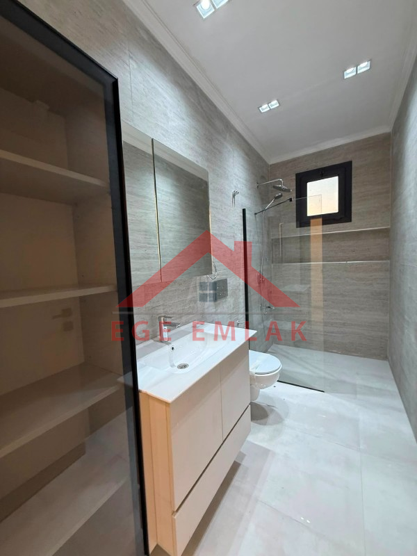 Didim'de Satılık 620 M2 Arsa İçerisinde 3+1 Villa