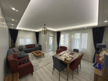 GÜVENAY - ÇORUM BAHÇELİEVLER KIZ MESLEK LİSESİ KARŞISI 4+1 KİRALIK DAİRE 