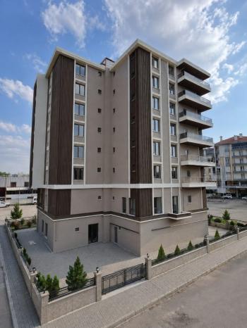* AFYON ÜÇOK EMLAKTAN GÜVENEVLER MAH 3+1 110M² SIFIR LÜKS SATILIK DAİRELER *