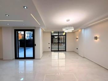Didim'de Satılık Akıllı Sistemli 4+1 Villa