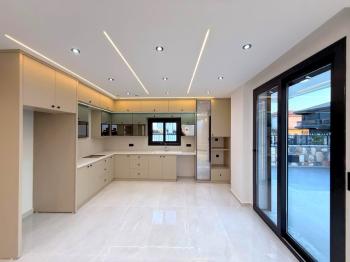 Didim'de Satılık Akıllı Sistemli 4+1 Villa