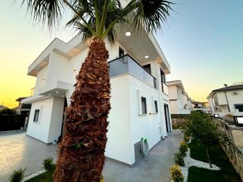 Didim'de Satılık Akıllı Sistemli 4+1 Villa