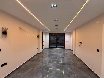 Didim'in Efeler Mahallesinde Satılık 4+1 Villa