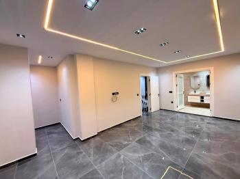 Didim'in Efeler Mahallesinde Satılık 4+1 Villa