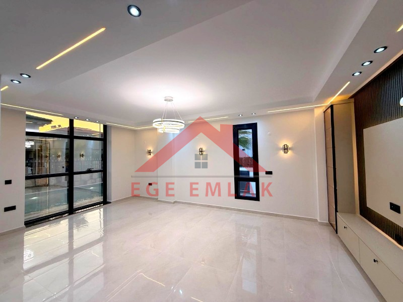 Didim'de Satılık Akıllı Sistemli 4+1 Villa