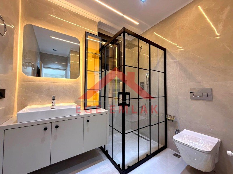 Didim'de Satılık Akıllı Sistemli 4+1 Villa