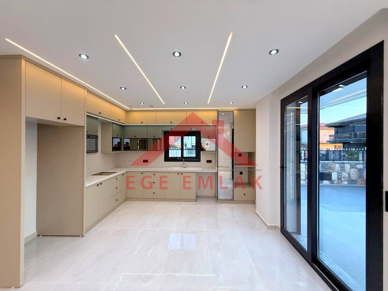 Didim'de Satılık Akıllı Sistemli 4+1 Villa