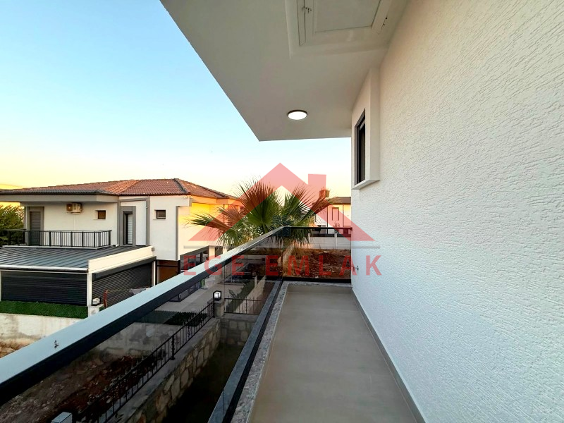 Didim'de Satılık Akıllı Sistemli 4+1 Villa
