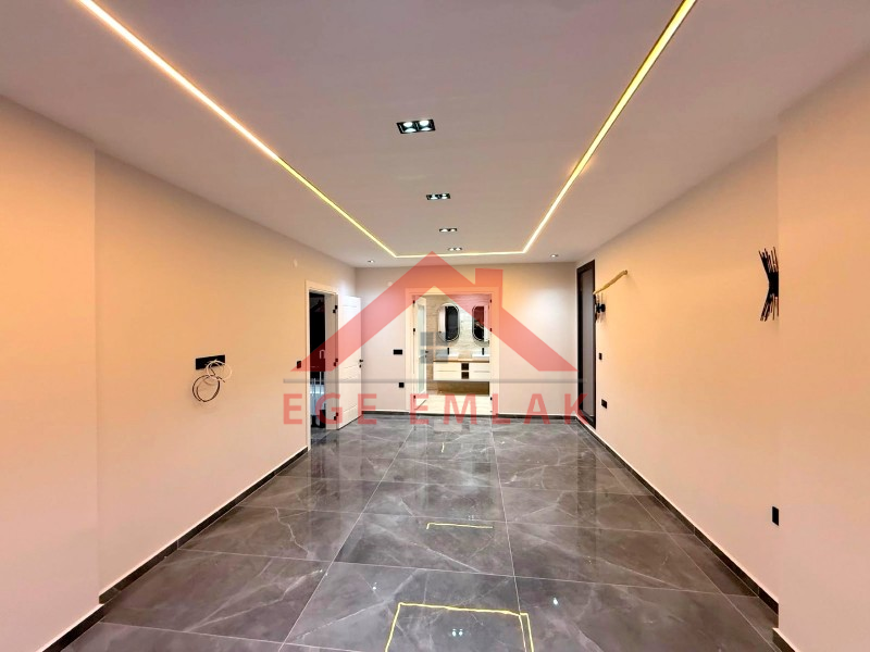 Didim'in Efeler Mahallesinde Satılık 4+1 Villa
