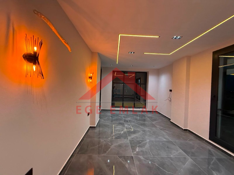 Didim'in Efeler Mahallesinde Satılık 4+1 Villa