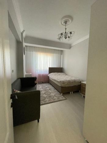 GÜVENAY - ÇORUM KALE KARŞISI ARA KAT SATILIK 3+1 DAİRE
