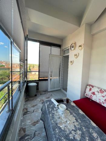 GÜVENAY - ÇORUM KALE KARŞISI ARA KAT SATILIK 3+1 DAİRE